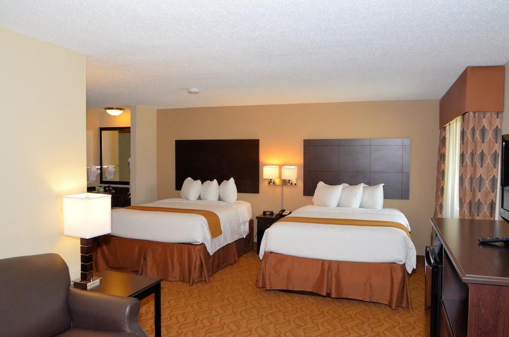 Cobblestone Inn & Suites - Lake View Стая снимка
